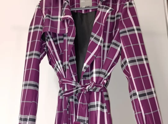 Colorful spring trenchcoat