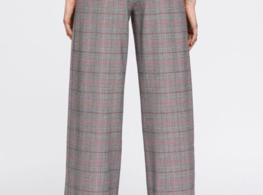 Reserved широки панталони со висок струк