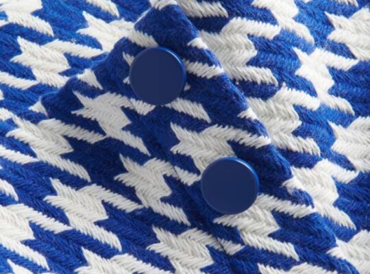 Reserved мини сукња со висок струк