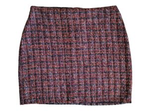 Зимска мини сукња со висок струк